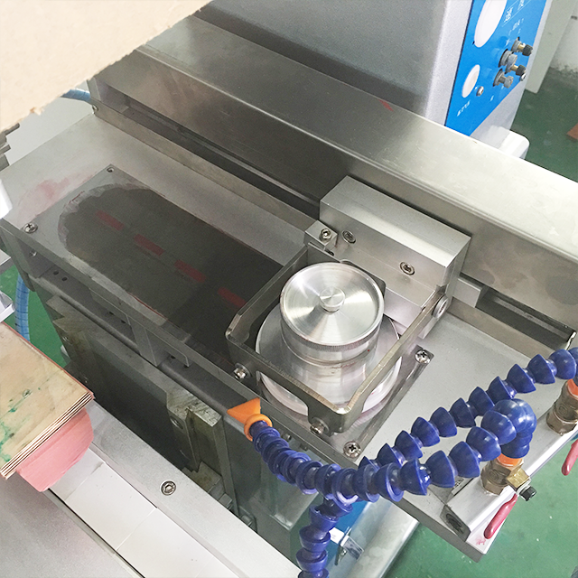 橡皮擦全自动移印机（HX-XP1）
